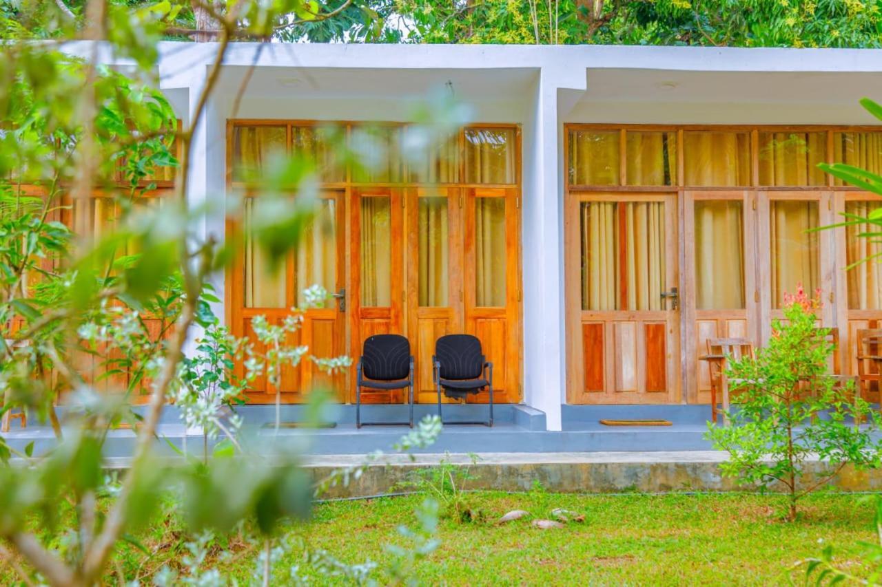 Talalla Ocean Beach Bungalow Матара Екстер'єр фото