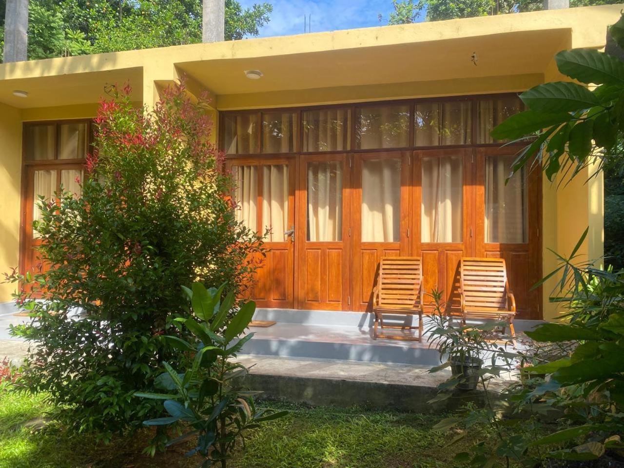Talalla Ocean Beach Bungalow Матара Екстер'єр фото